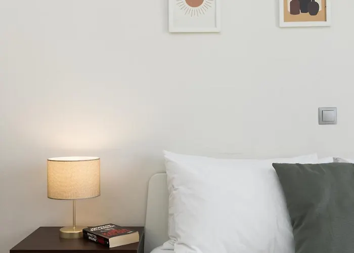 Houseloft Cityscape Bliss *