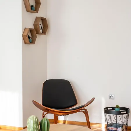 Houseloft Cityscape Bliss *