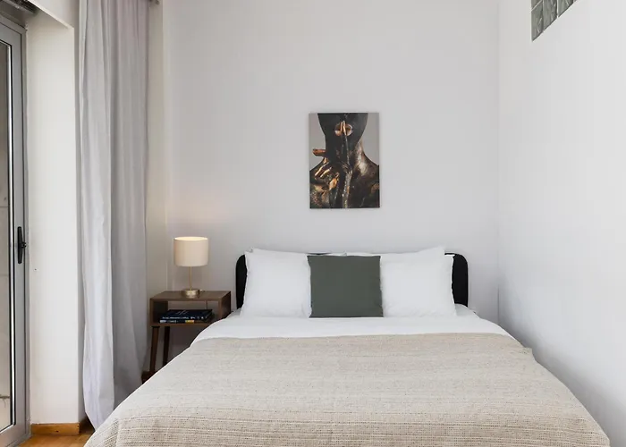 Houseloft Cityscape Bliss Lejlighed