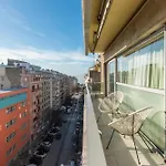 Houseloft Cityscape Bliss